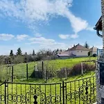 Appartement Greenpark Candy Manor With Large Garden Close To Tokaj *