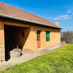 Daire Greenpark Candy Manor With Large Garden Close To Tokaj Bekecs