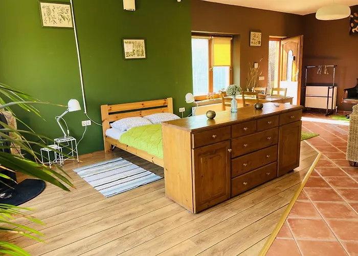 Appartement Greenpark Candy Manor With Large Garden Close To Tokaj *